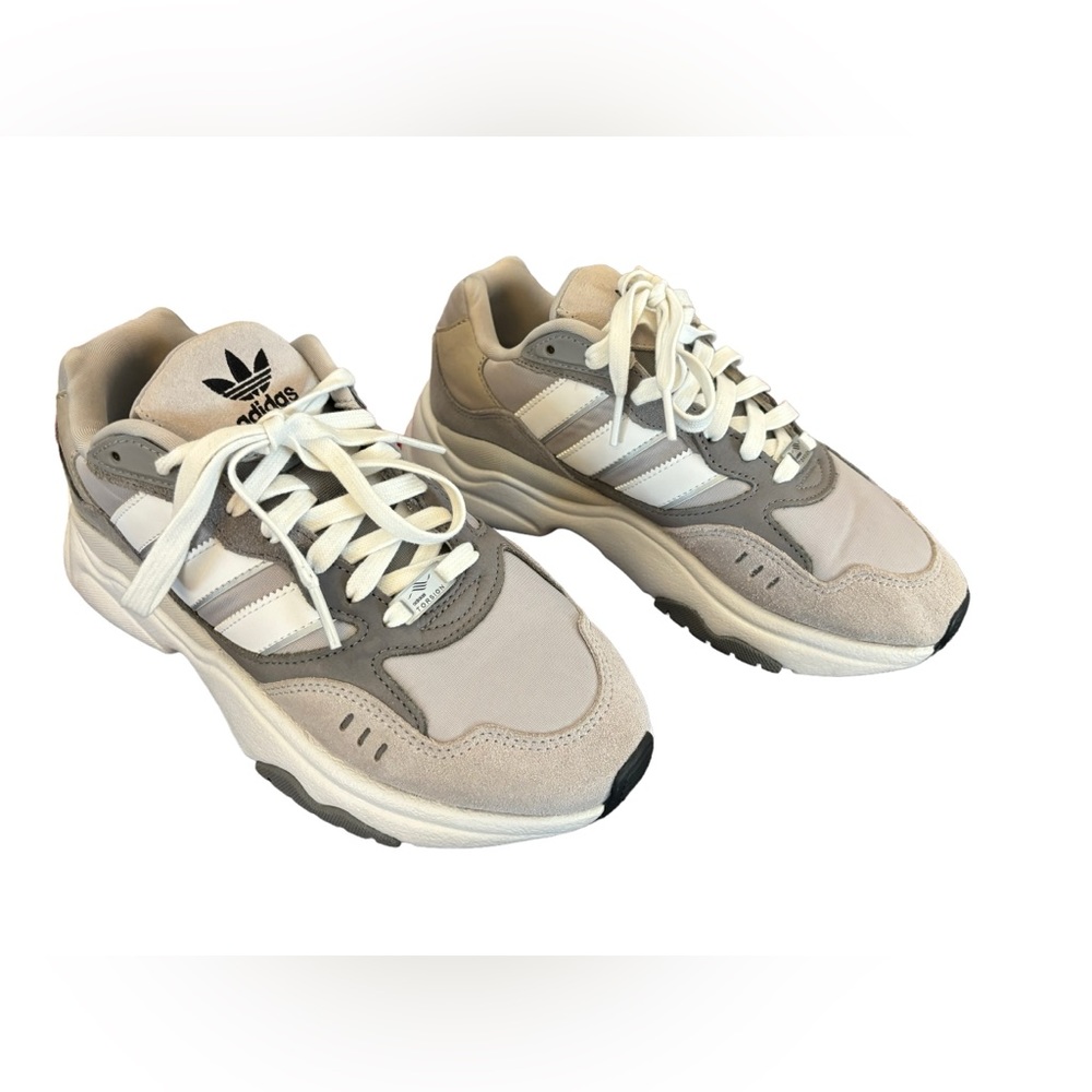 Men’s Adidas Gray and White Retropy F90 Sneakers Size‎ 7